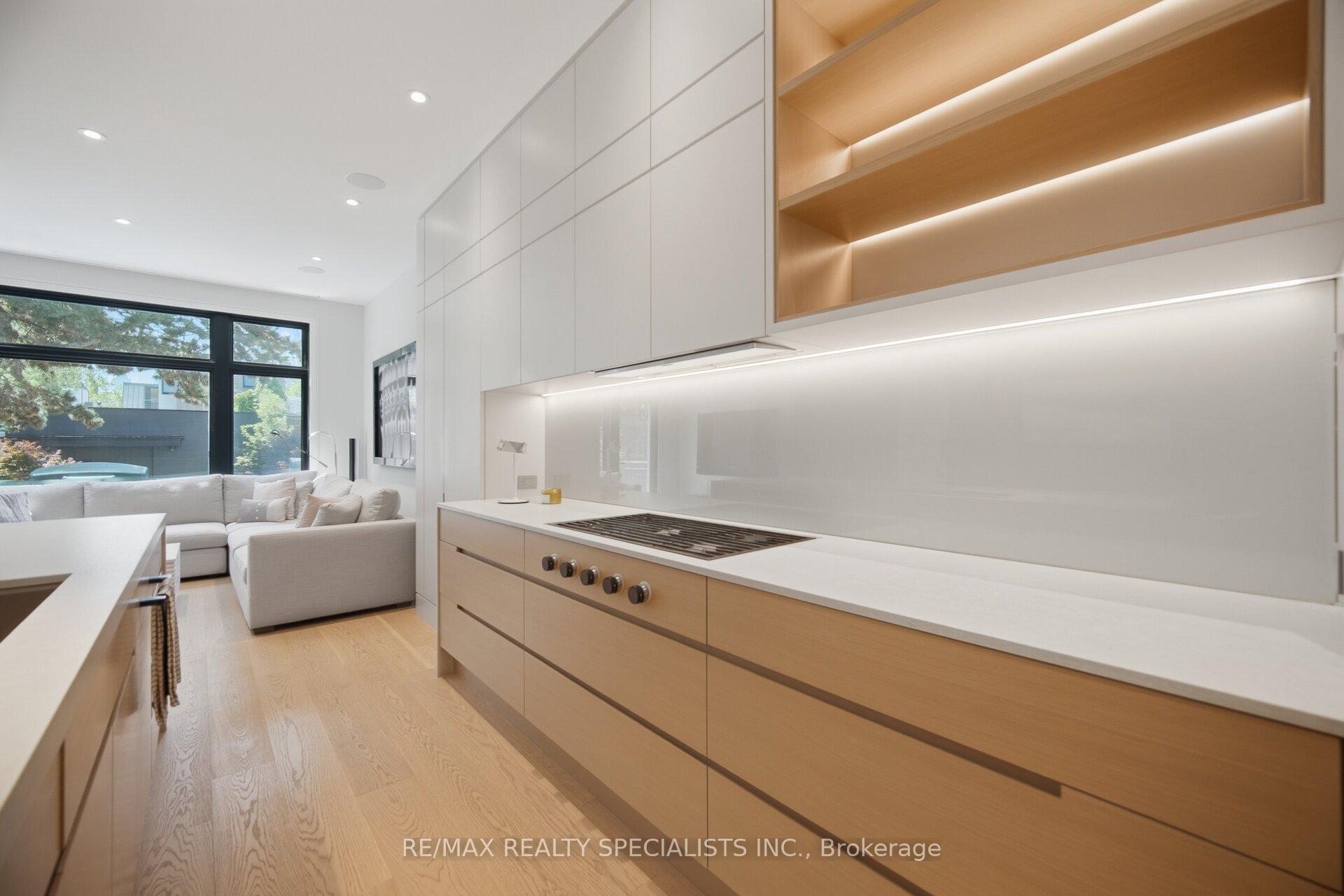 Photo 10 of 43 Summerhill Avenue, Toronto, Rosedale-Moore Park — HOMEH