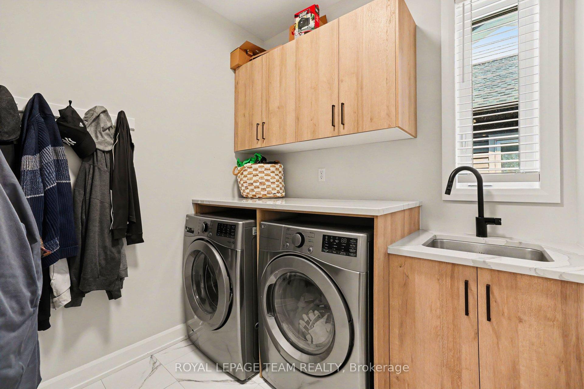 Photo 16 of 7A King Street N, Ottawa, Richmond — HOMEH