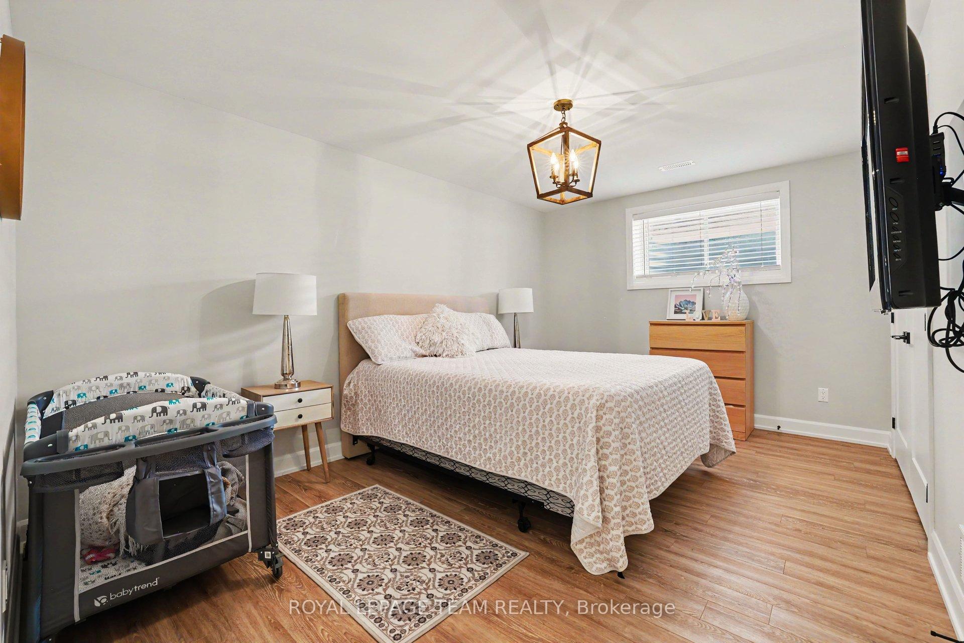 Photo 27 of 7A King Street N, Ottawa, Richmond — HOMEH