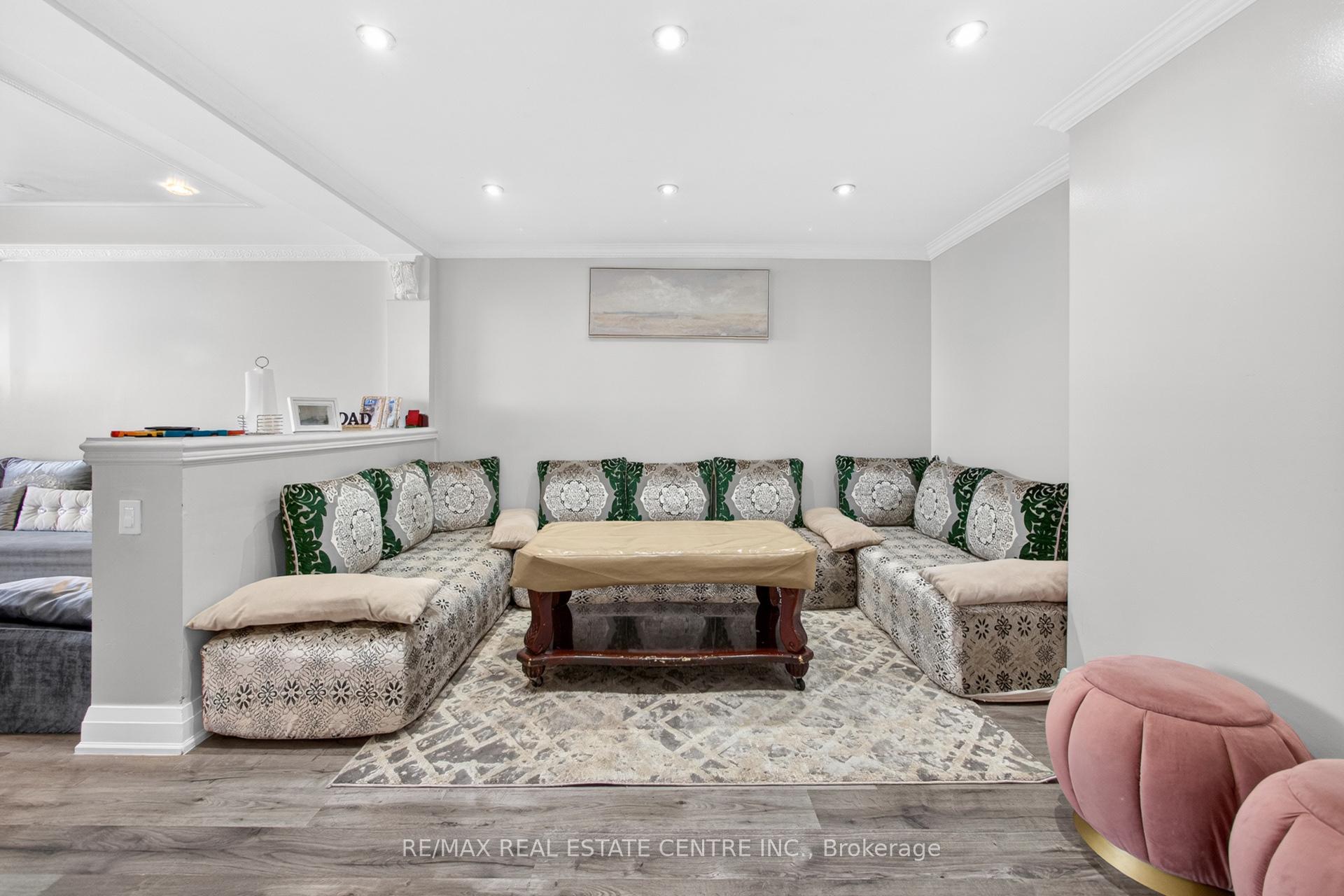 Photo 8 of Unit 1708, 320 Dixon Road, Etobicoke, Kingsview Village-The Westway — HOMEH