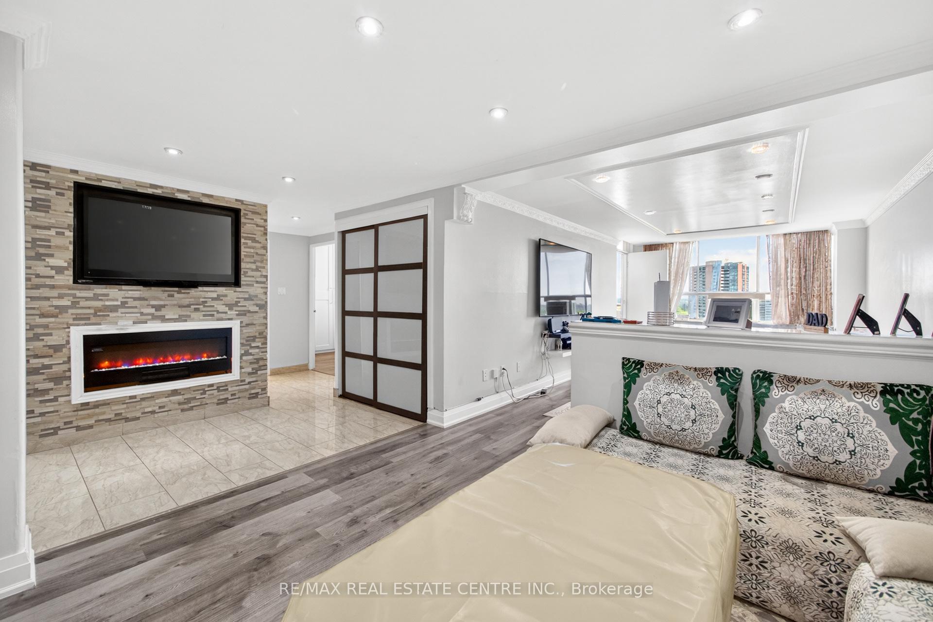 Photo 21 of Unit 1708, 320 Dixon Road, Etobicoke, Kingsview Village-The Westway — HOMEH