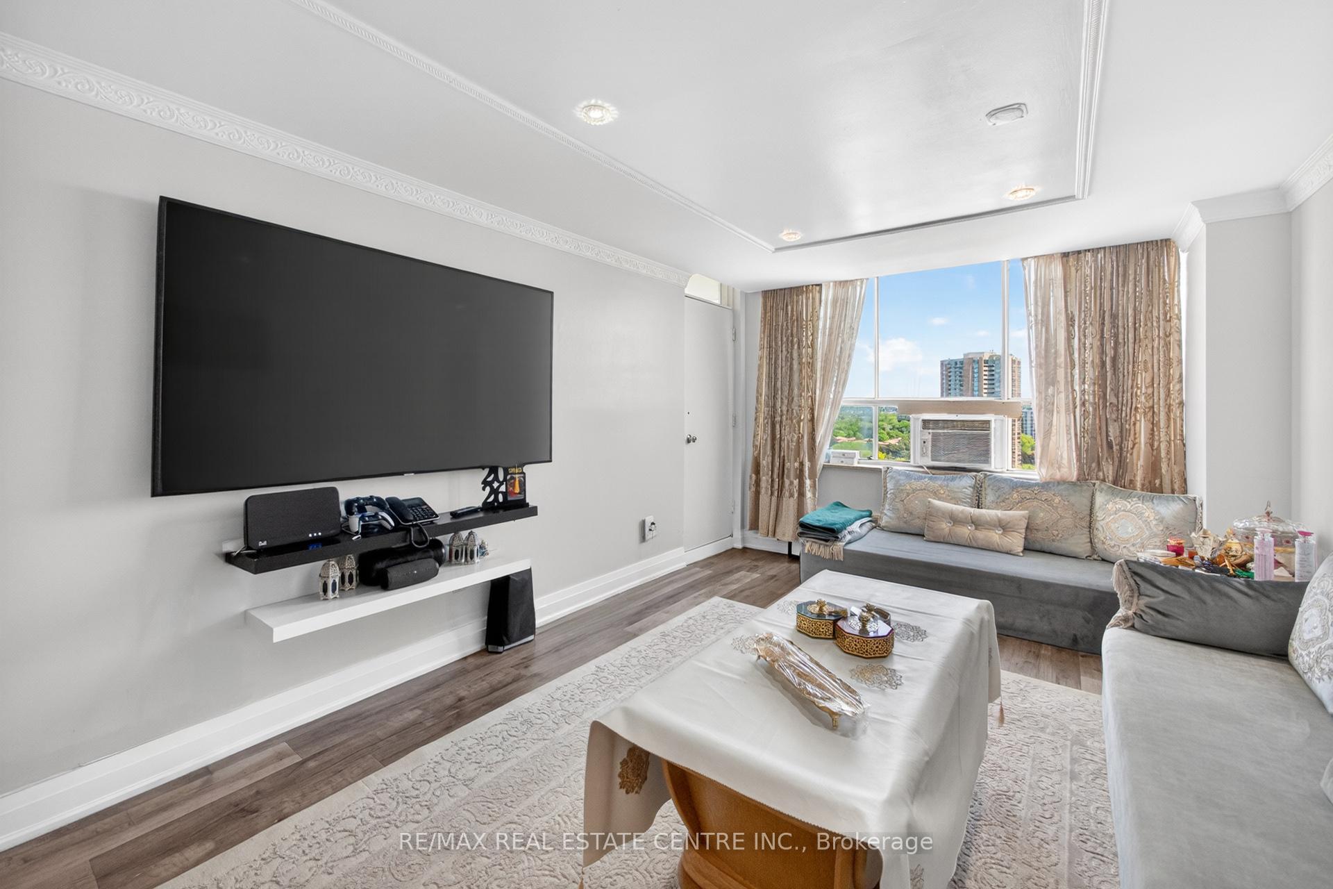 Photo 24 of Unit 1708, 320 Dixon Road, Etobicoke, Kingsview Village-The Westway — HOMEH