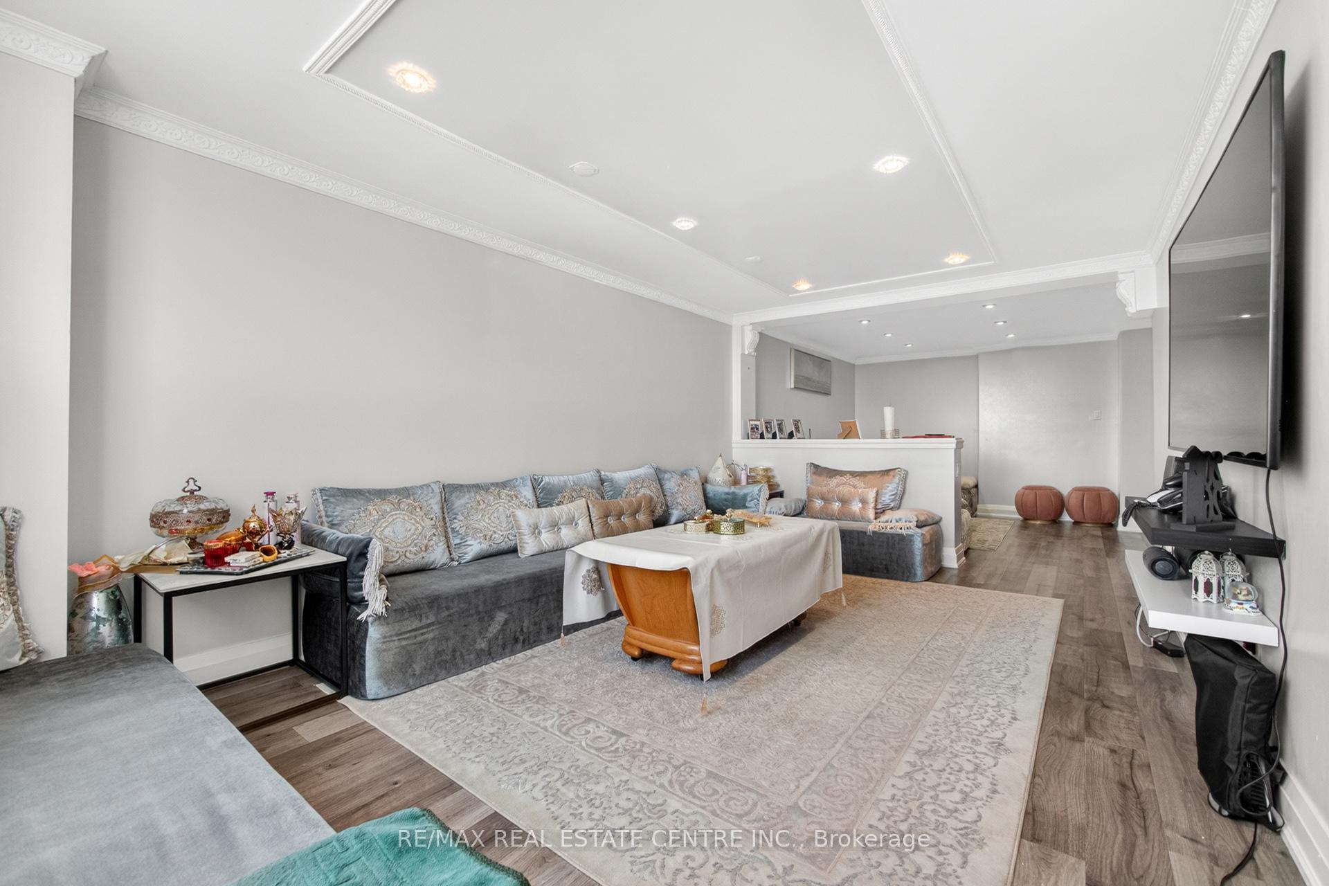 Photo 27 of Unit 1708, 320 Dixon Road, Etobicoke, Kingsview Village-The Westway — HOMEH