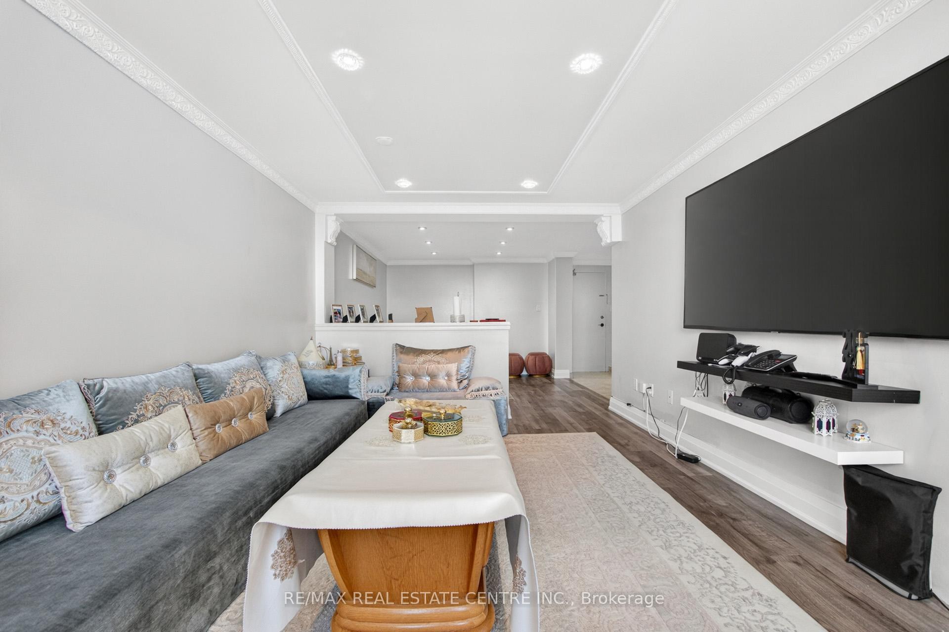 Photo 28 of Unit 1708, 320 Dixon Road, Etobicoke, Kingsview Village-The Westway — HOMEH