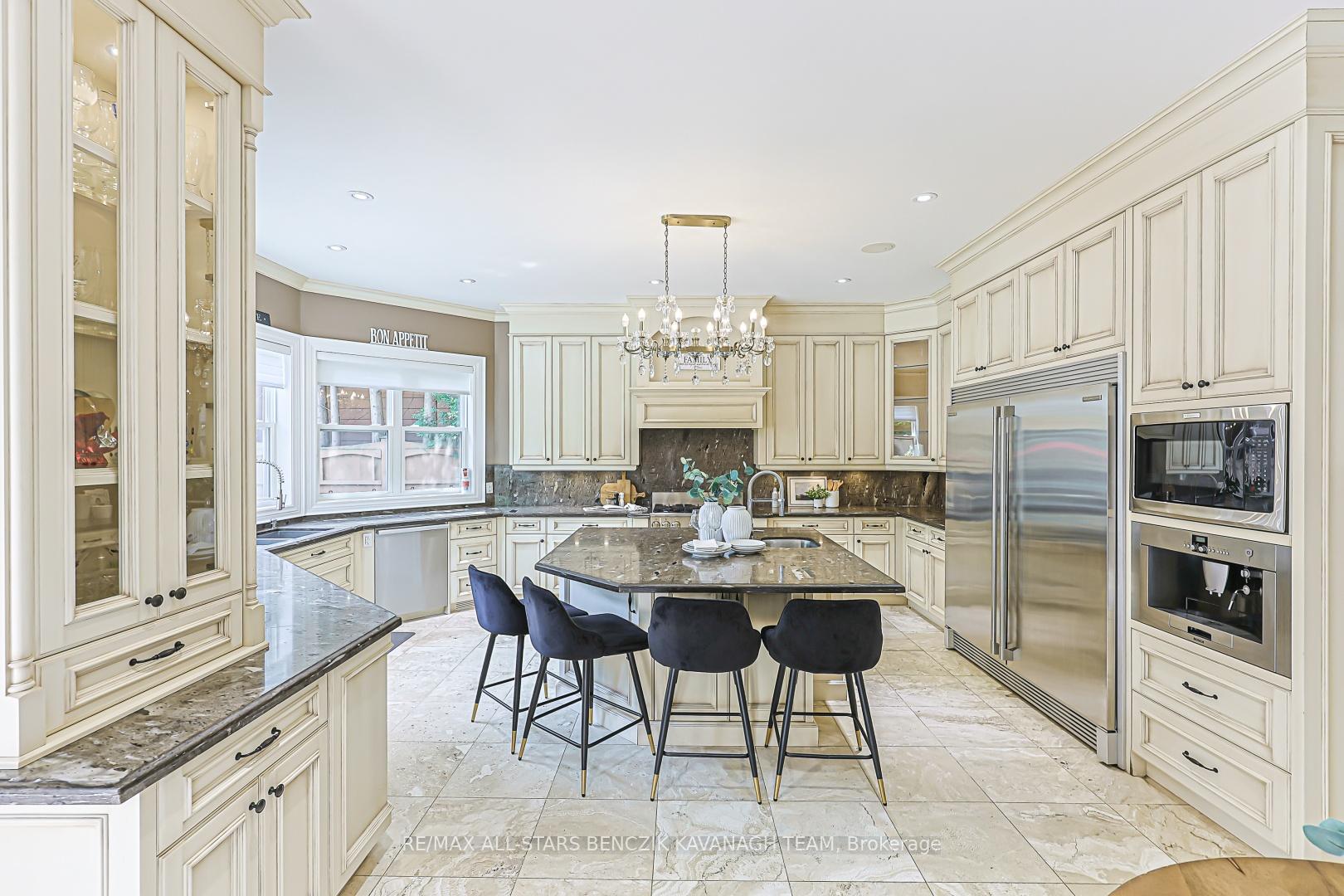 Photo 8 of 23 Princess Street, Markham, Vinegar Hill — HOMEH