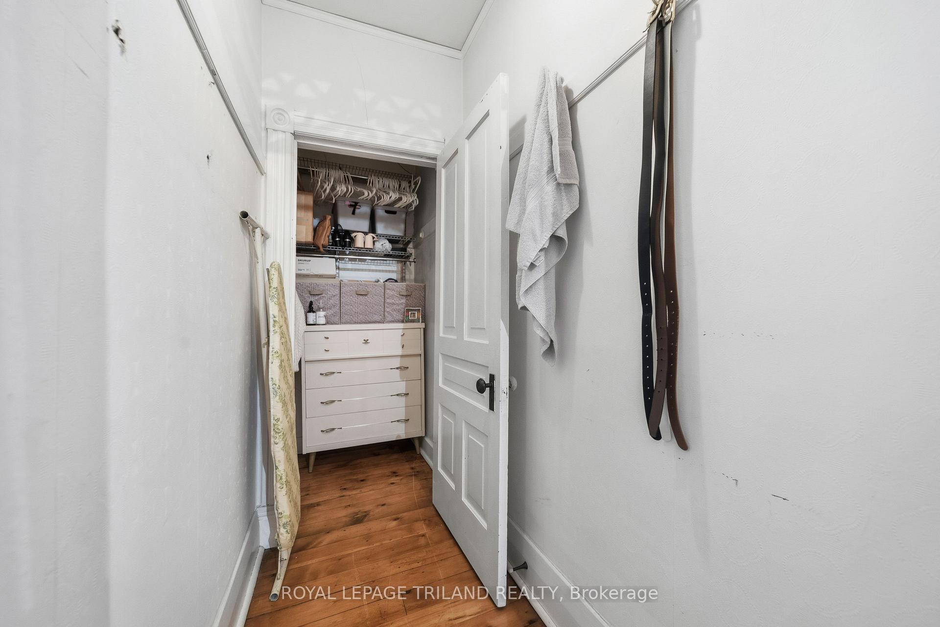 Photo 19 of 34 Gladstone Avenue, St. Thomas — HOMEH