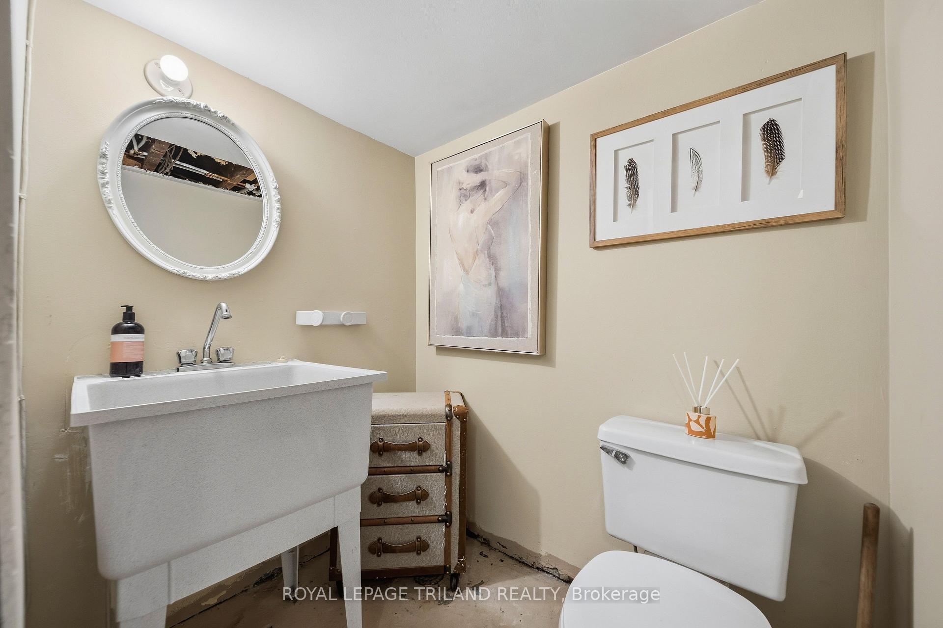 Photo 27 of 34 Gladstone Avenue, St. Thomas — HOMEH