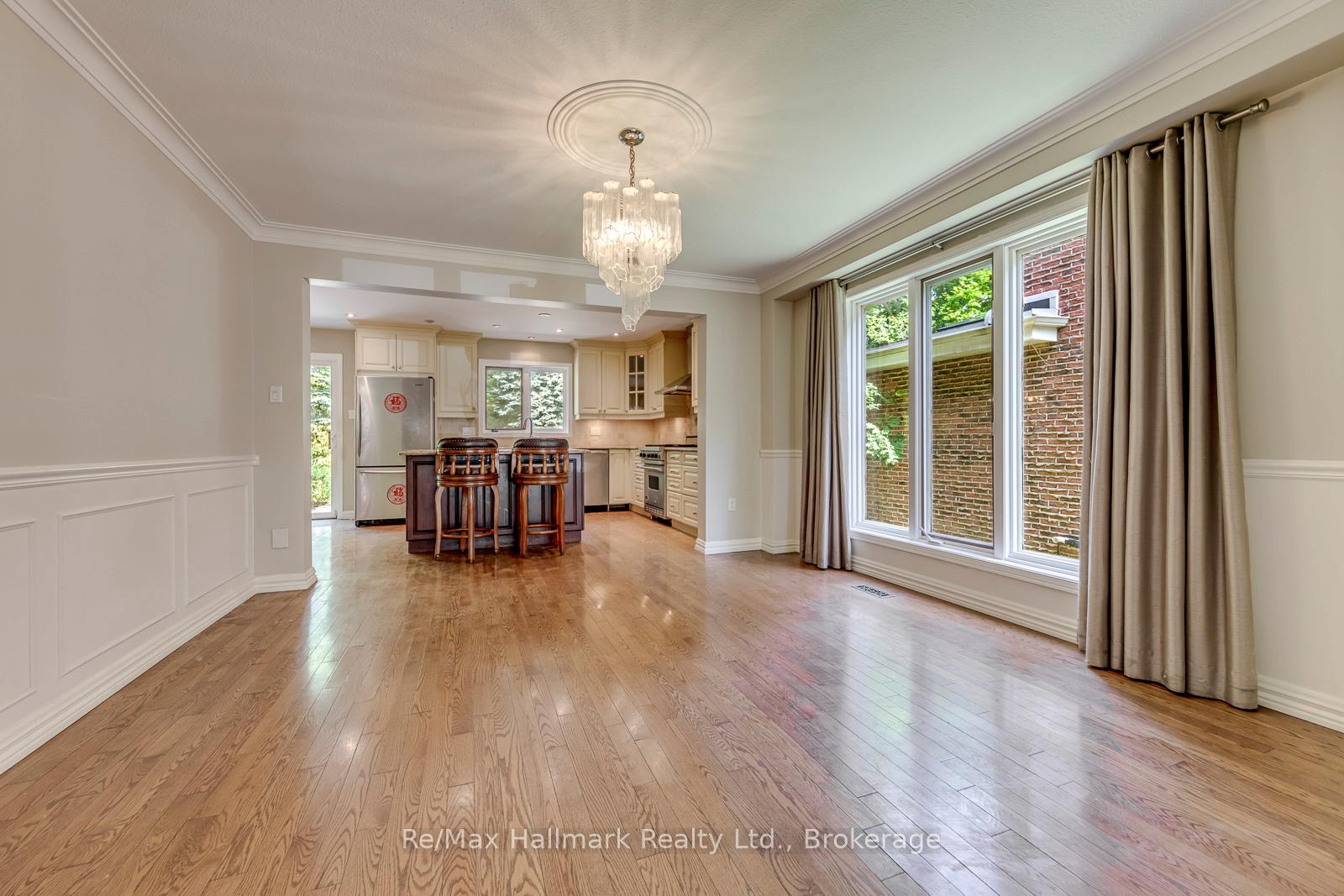 Photo 9 of 2251 Bennington Gate, Oakville, Ford — HOMEH