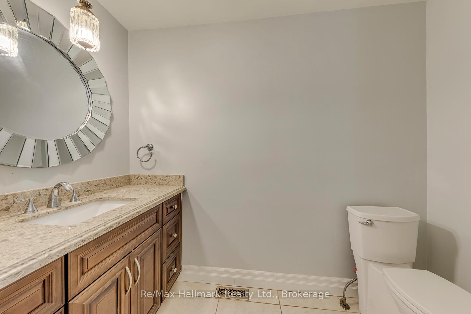 Photo 23 of 2251 Bennington Gate, Oakville, Ford — HOMEH