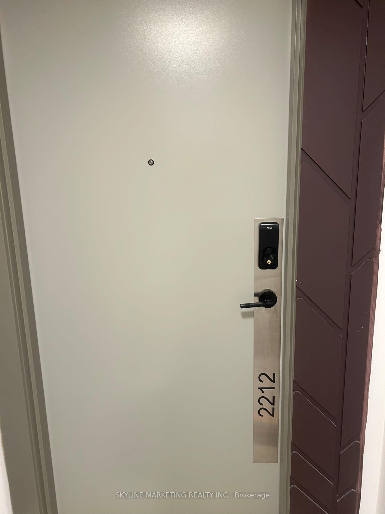 Front of Unit 2212, 5105 Hurontario Street