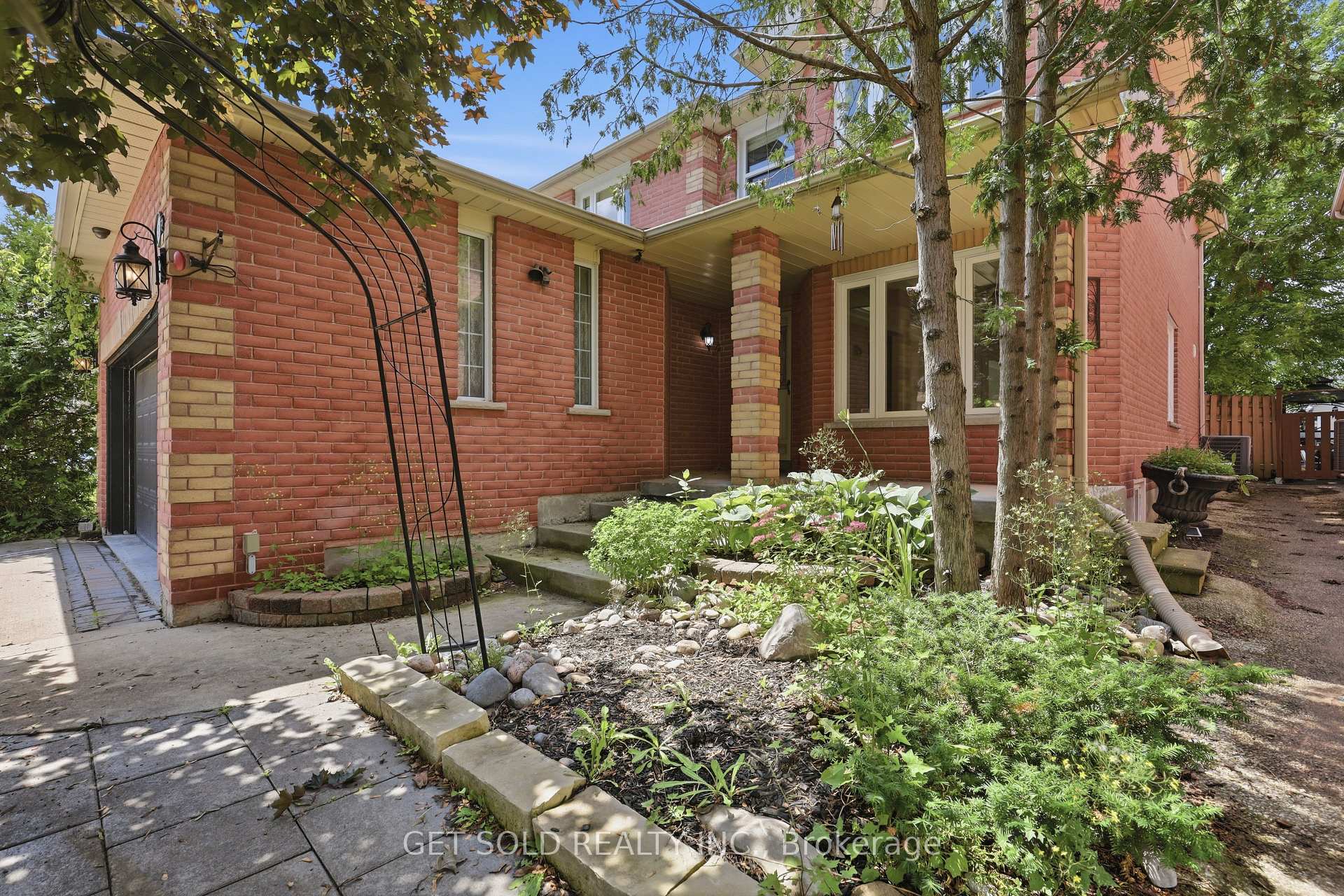 Photo 27 of 28 Hawkins Drive, Barrie, Ardagh — HOMEH