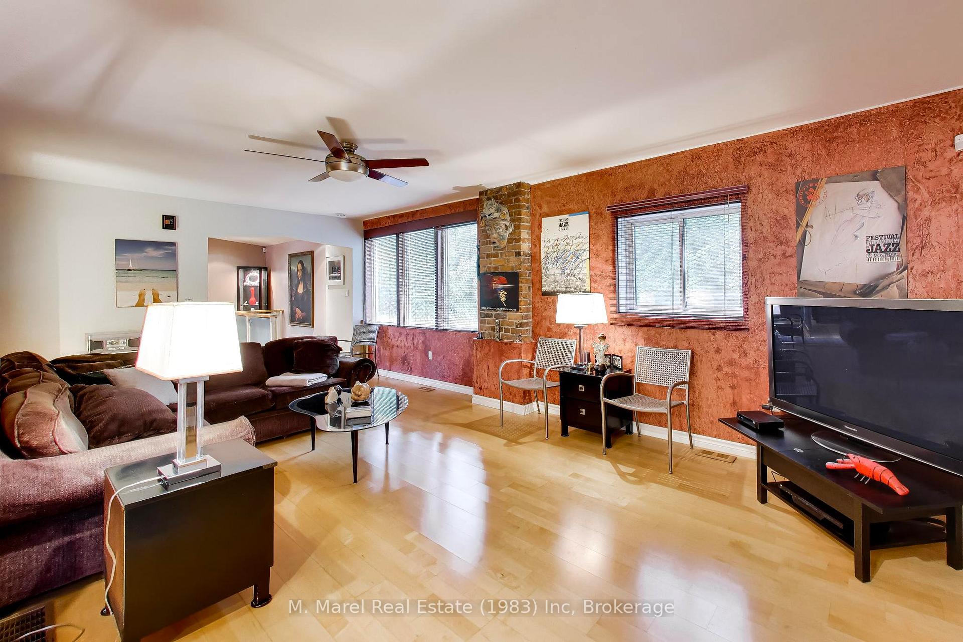 Photo 2 of 196 Grant Avenue, Hamilton, Stinson — HOMEH