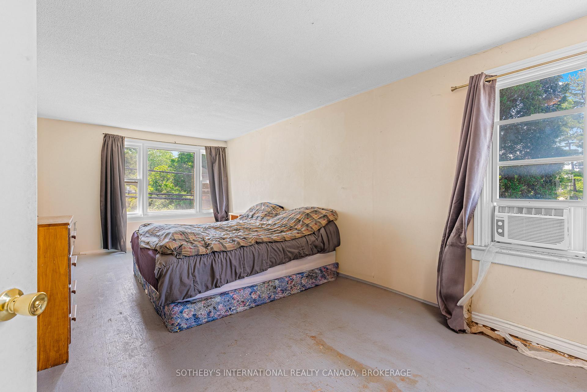 Photo 21 of 580 King Street W, Gananoque, Gananoque — HOMEH