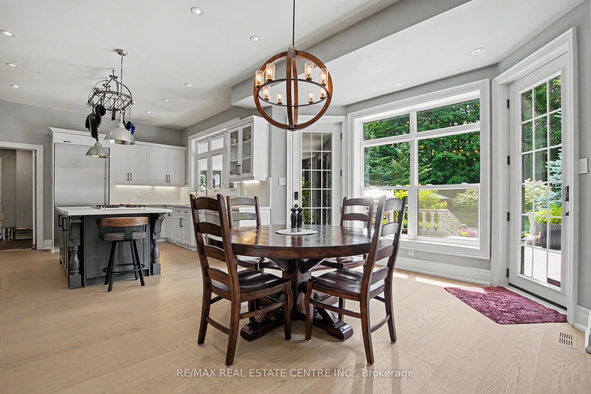 Photo 8 of 130 Crawford Crescent, Milton, Campbellville — HOMEH