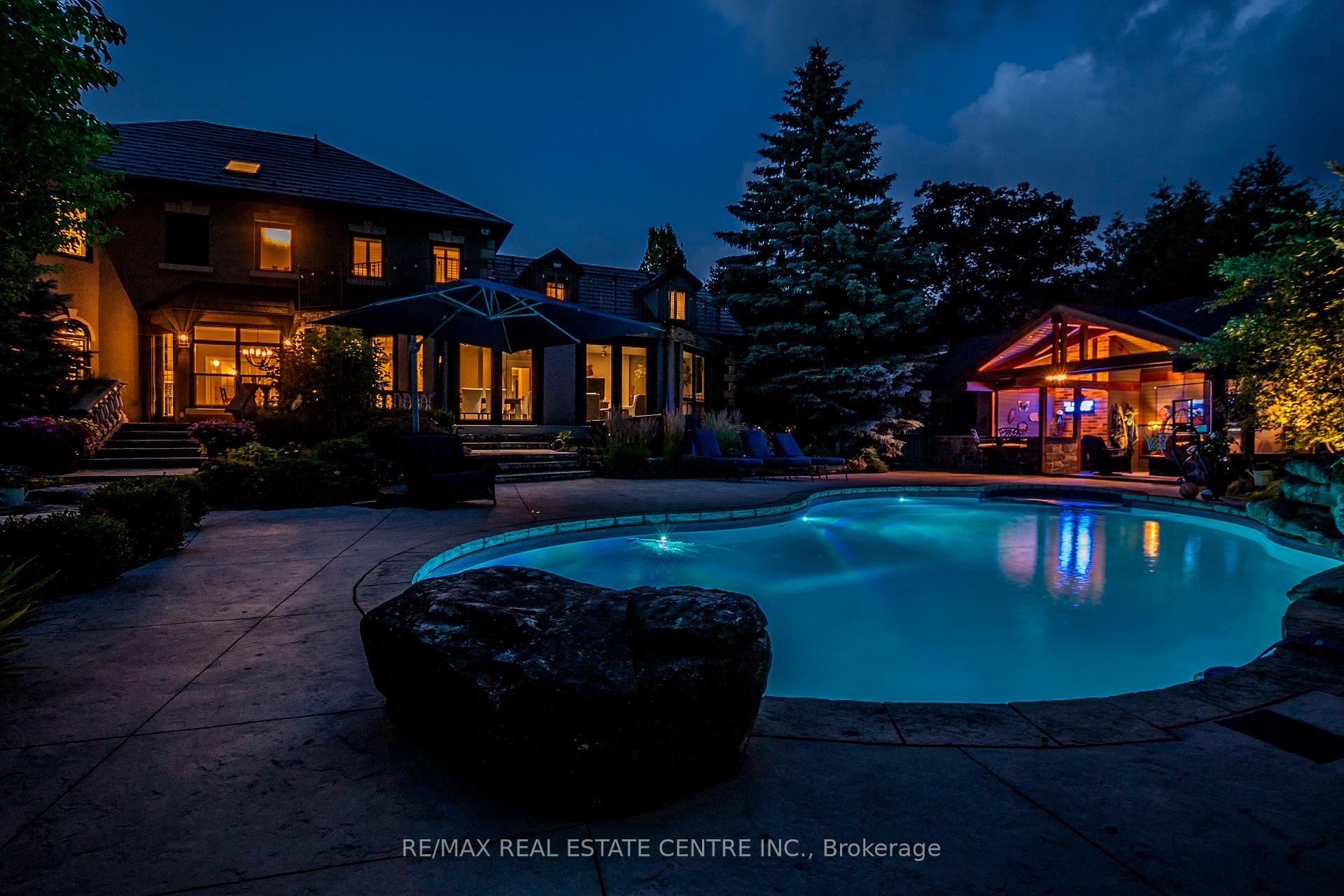 Photo 41 of 130 Crawford Crescent, Milton, Campbellville — HOMEH