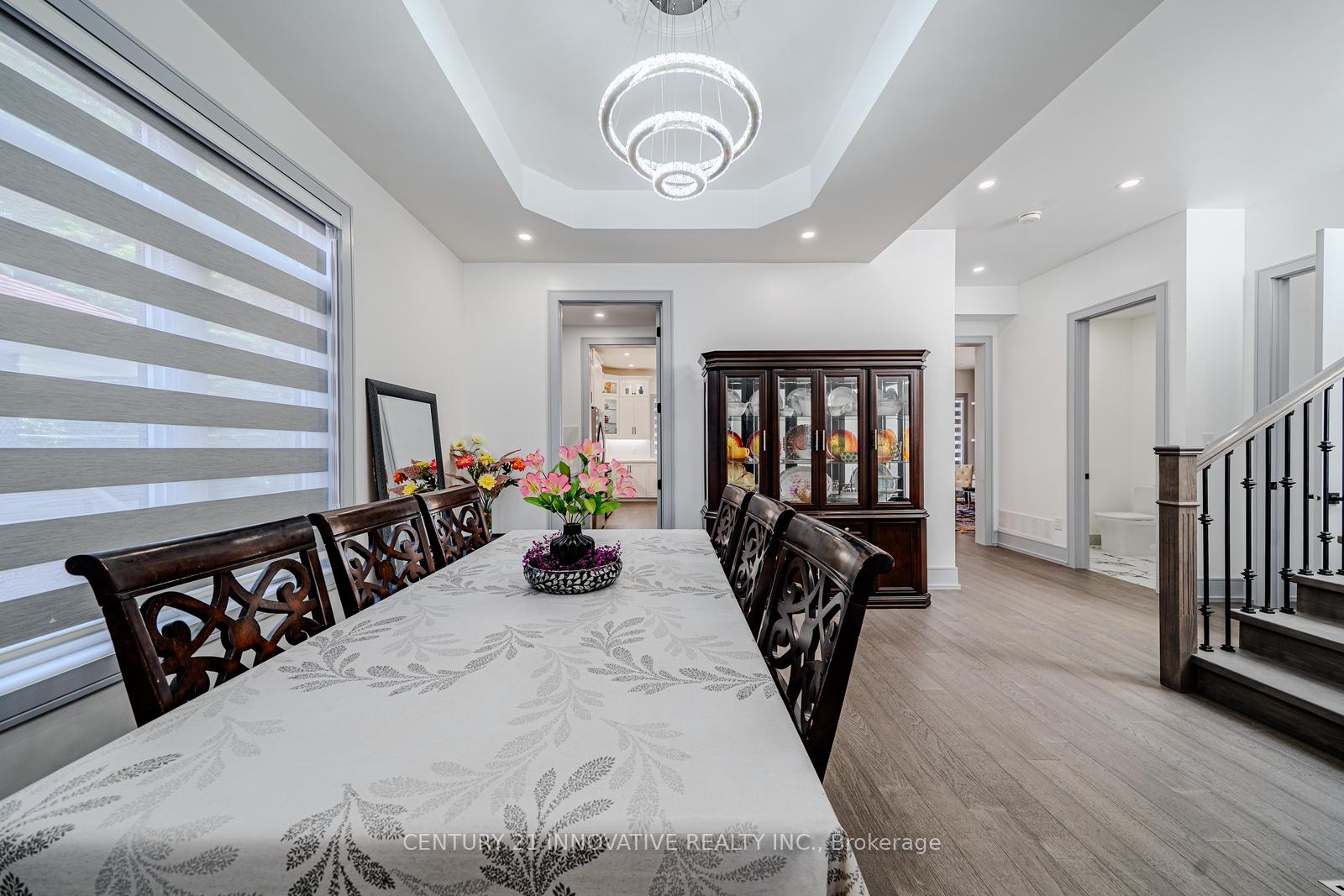 Photo 5 of 435 Miller Avenue, Oshawa, McLaughlin — HOMEH