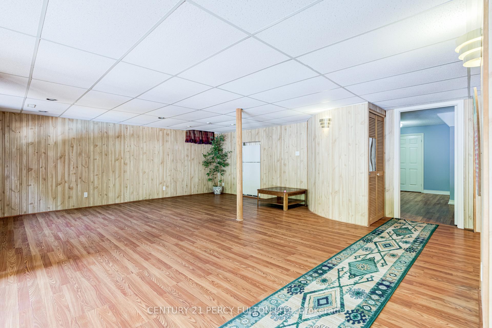 Photo 41 of 898 Baylawn Drive, Pickering, Liverpool — HOMEH