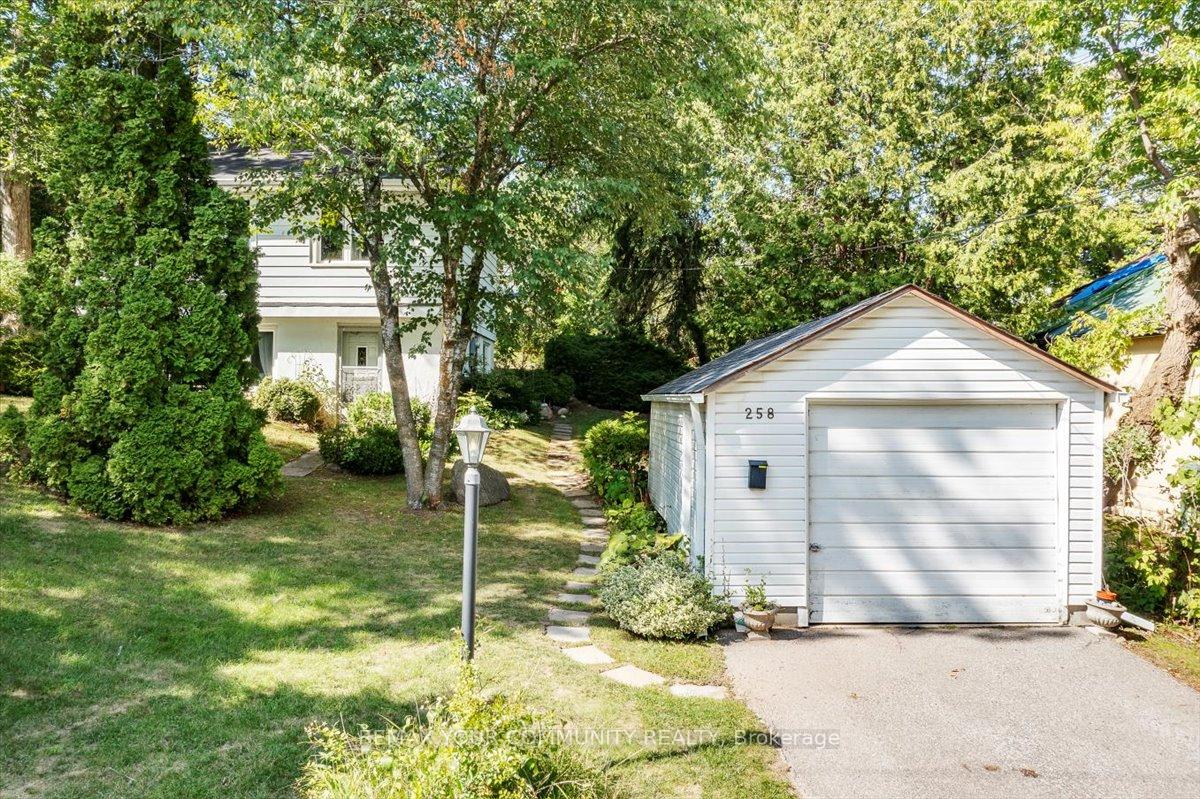 Photo 5 of 258 Lakeview Boulevard, Georgina, Keswick South — HOMEH