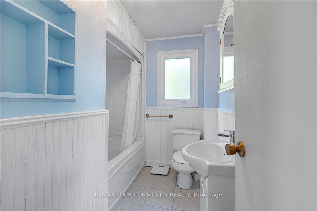 Photo 23 of 258 Lakeview Boulevard, Georgina, Keswick South — HOMEH