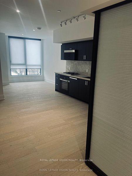 Photo 3 of Unit 211, 505 Glencairn Avenue, Toronto, Englemount-Lawrence — HOMEH