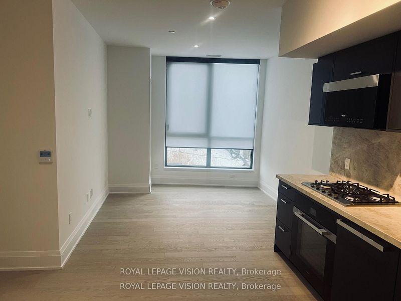 Photo 5 of Unit 211, 505 Glencairn Avenue, Toronto, Englemount-Lawrence — HOMEH