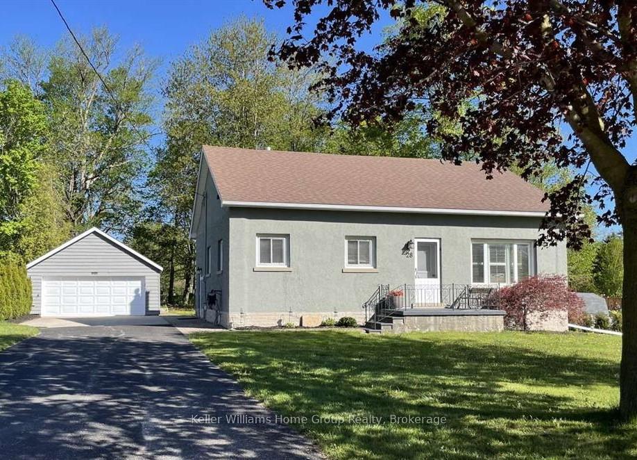 Photo 1 of 28 Peel Street W, Mapleton, Rural Mapleton — HOMEH