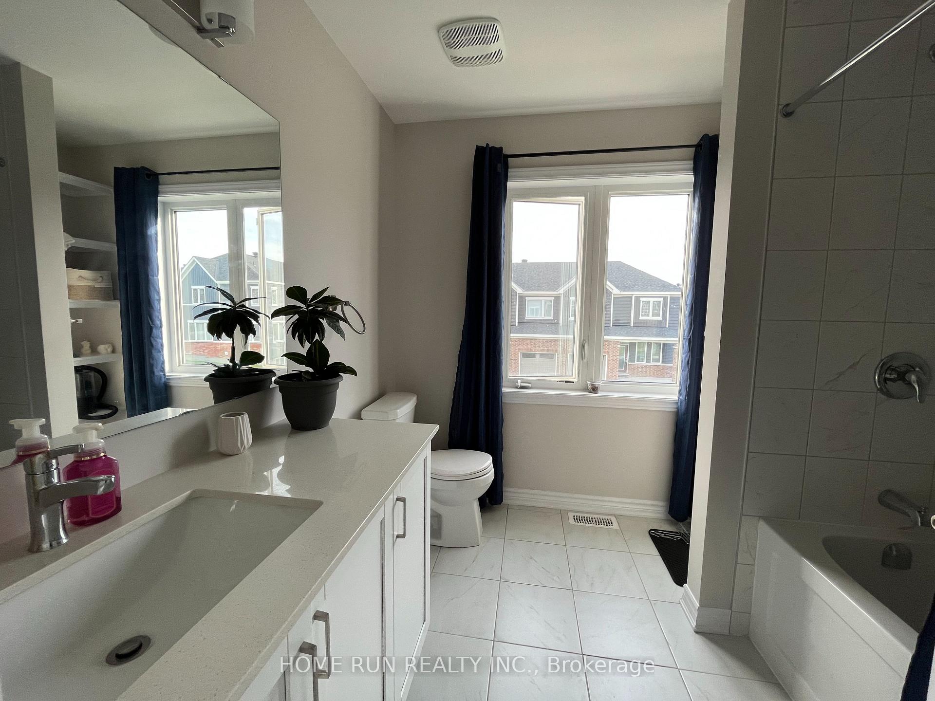 Photo 13 of 241 Surface Lane, Ottawa, Barrhaven - Half Moon Bay — HOMEH