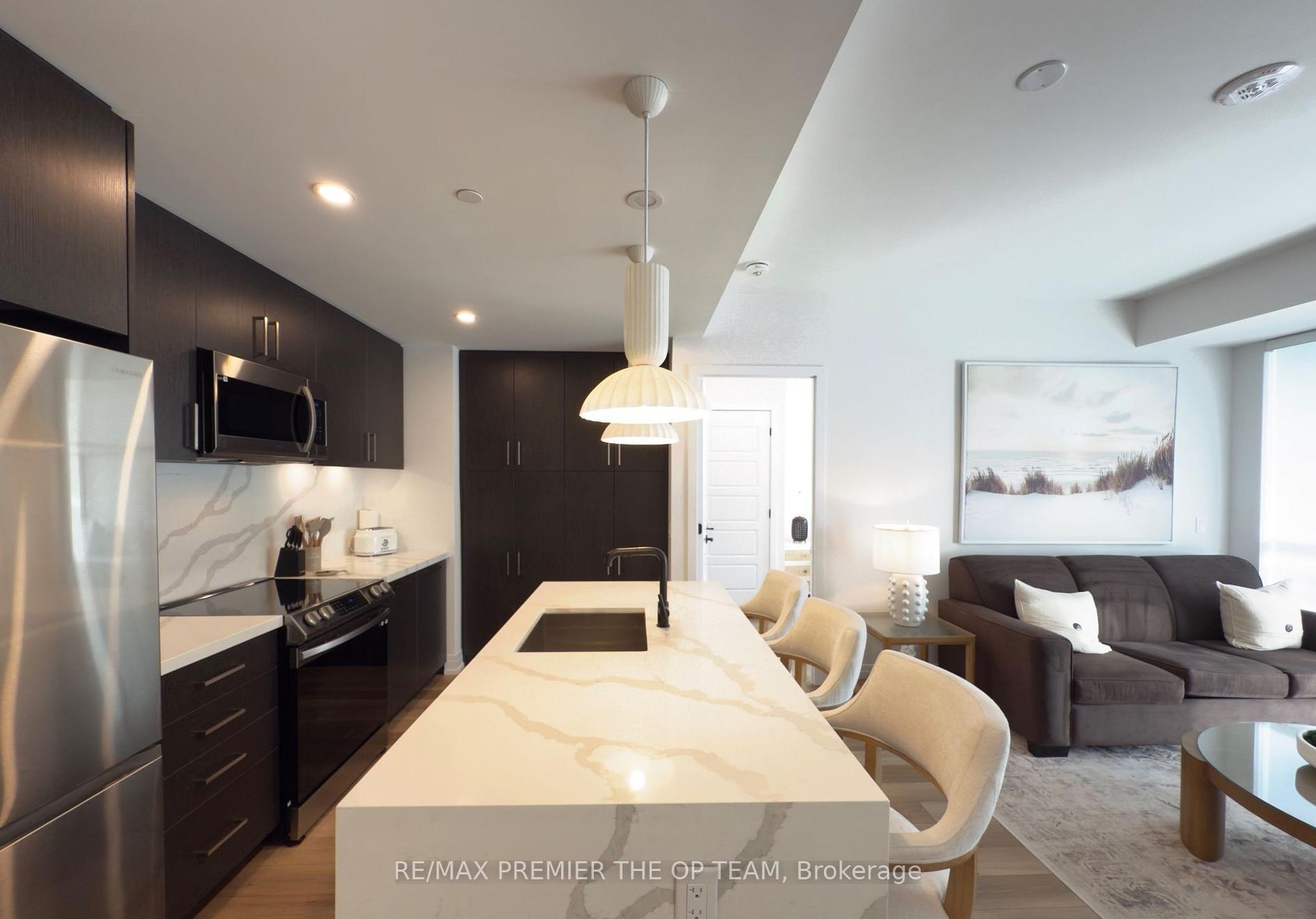 Photo 11 of Unit 321, 415 Sea Ray Avenue, Innisfil, Rural Innisfil — HOMEH