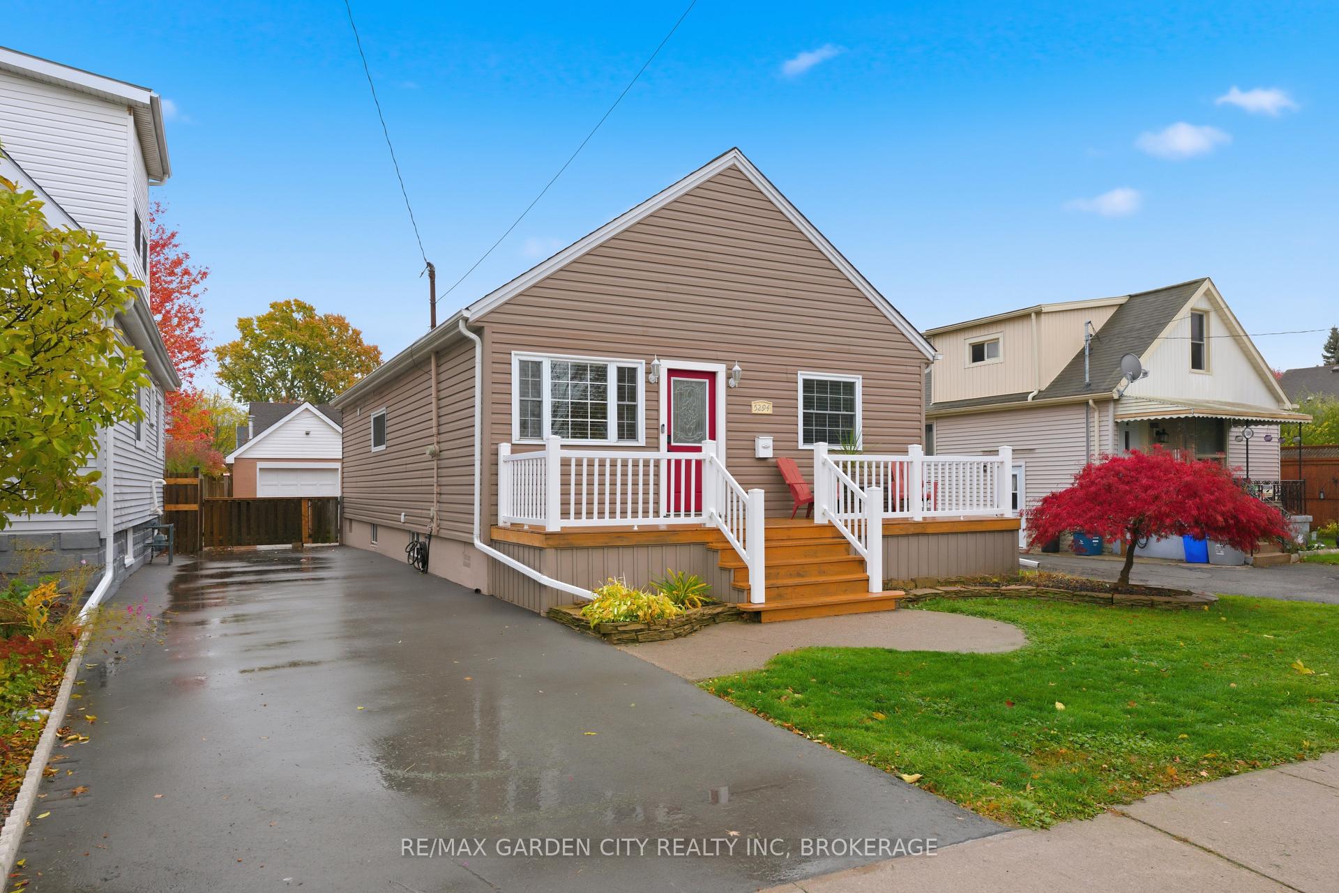 Photo 1 of 5294 Slater Avenue, Niagara Falls, Cherrywood — HOMEH