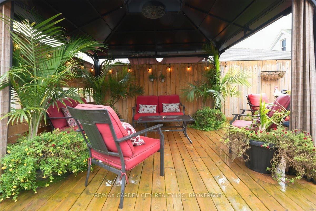 Photo 14 of 5294 Slater Avenue, Niagara Falls, Cherrywood — HOMEH