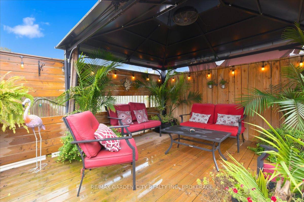 Photo 19 of 5294 Slater Avenue, Niagara Falls, Cherrywood — HOMEH
