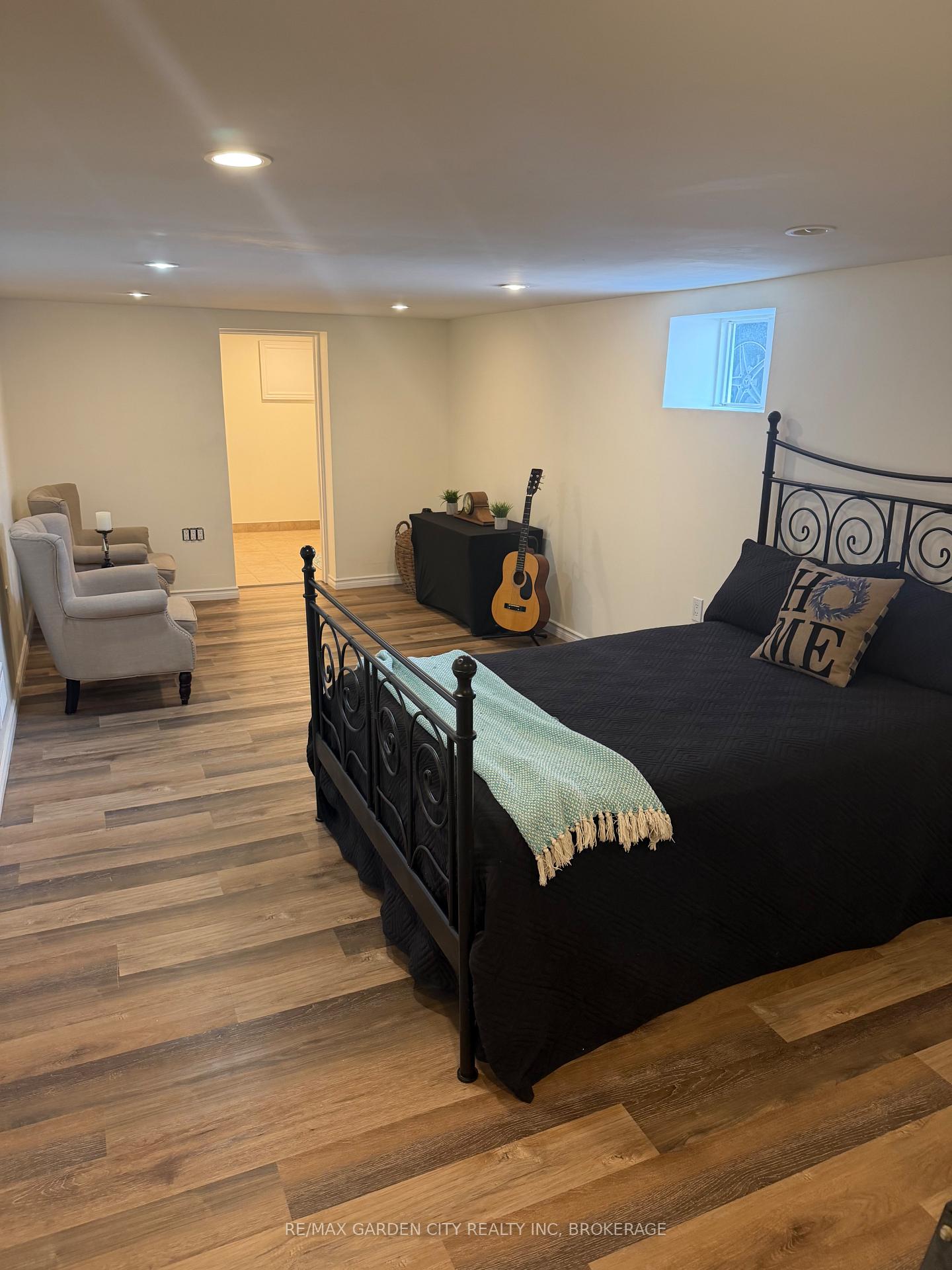 Photo 43 of 5294 Slater Avenue, Niagara Falls, Cherrywood — HOMEH