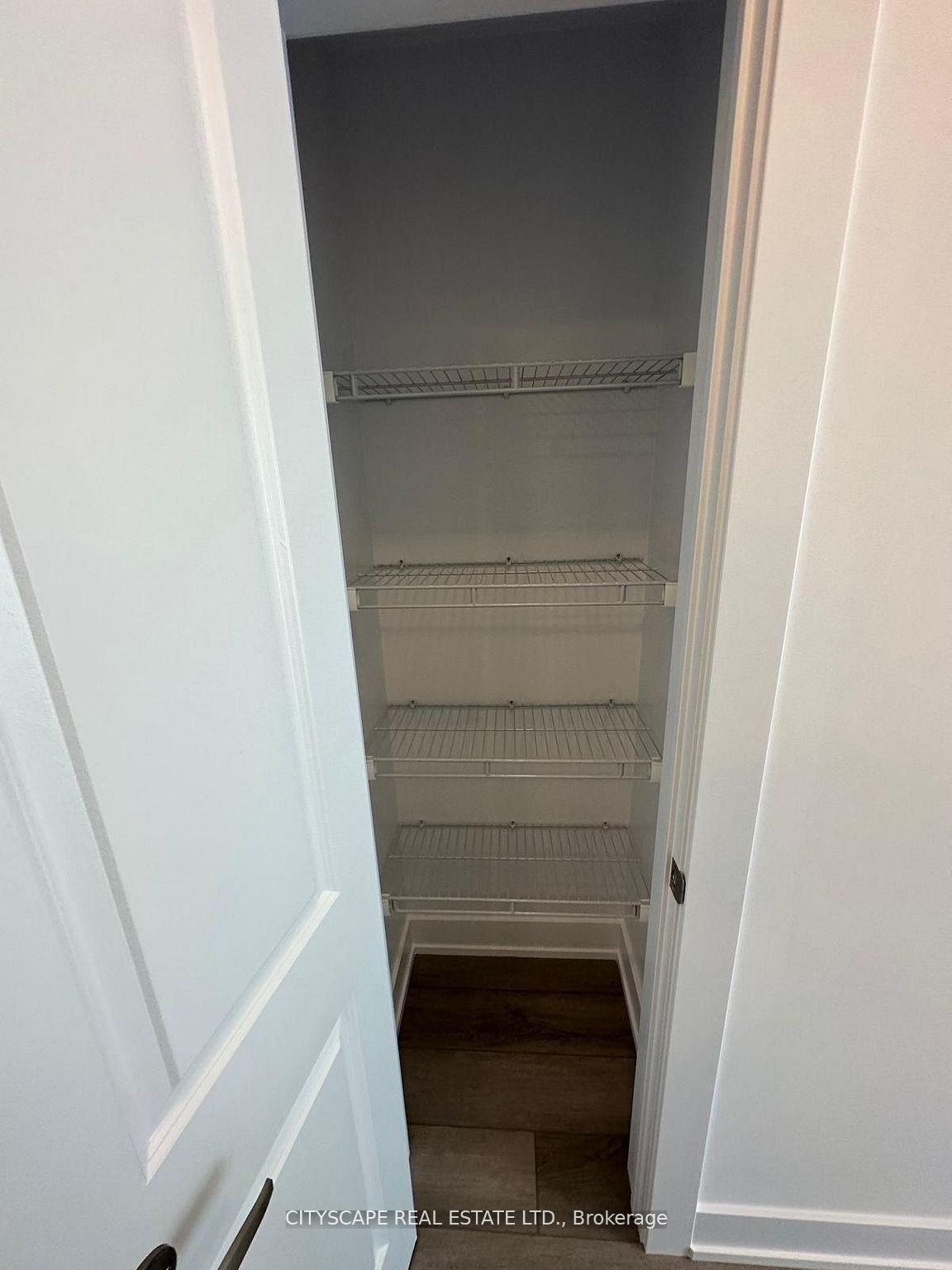 Photo 9 of Unit 715, 460 Dundas Street E, Hamilton, Waterdown — HOMEH