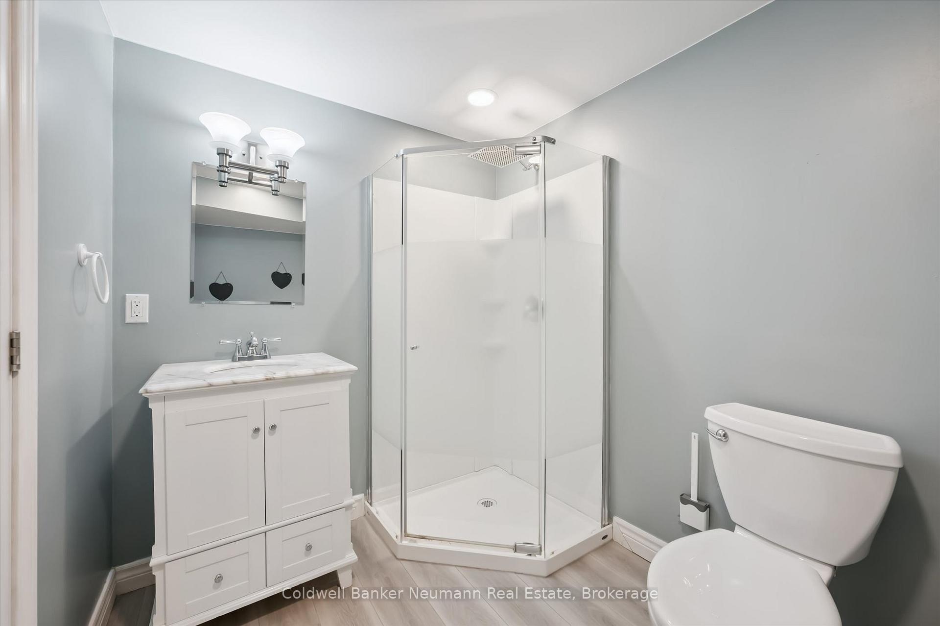 Photo 20 of 18 Gateway Drive, Guelph, Willow West/Sugarbush/West Acres — HOMEH