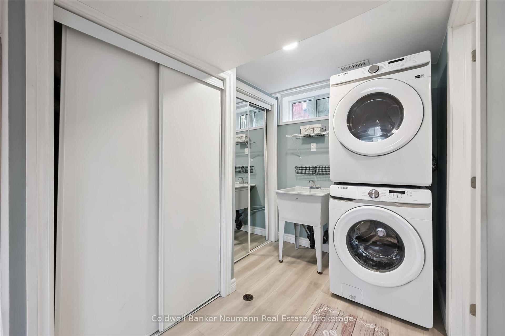 Photo 21 of 18 Gateway Drive, Guelph, Willow West/Sugarbush/West Acres — HOMEH