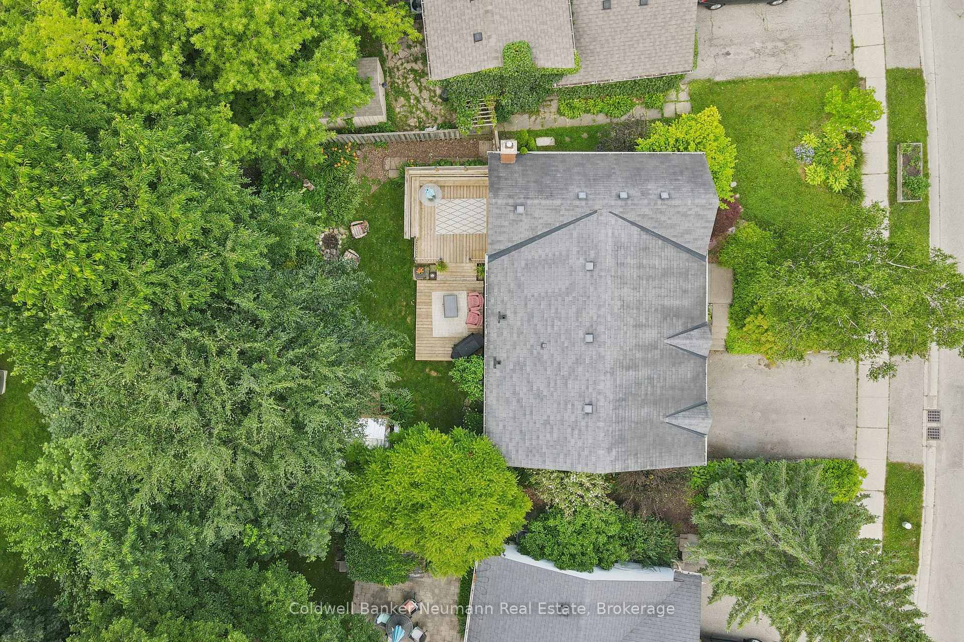Photo 28 of 18 Gateway Drive, Guelph, Willow West/Sugarbush/West Acres — HOMEH