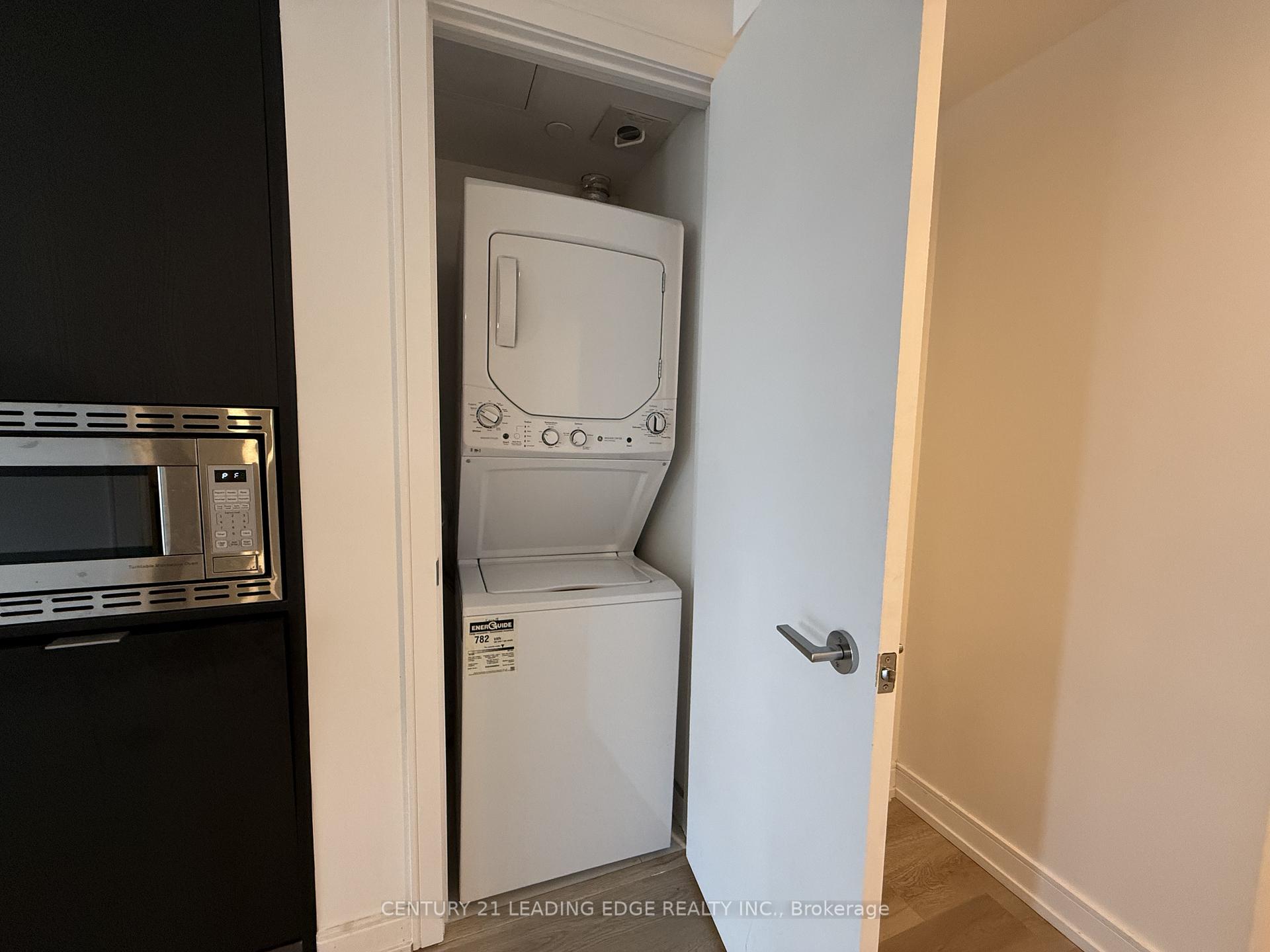 Photo 6 of Unit 602, 1 Jarvis Street, Hamilton, Beasley — HOMEH