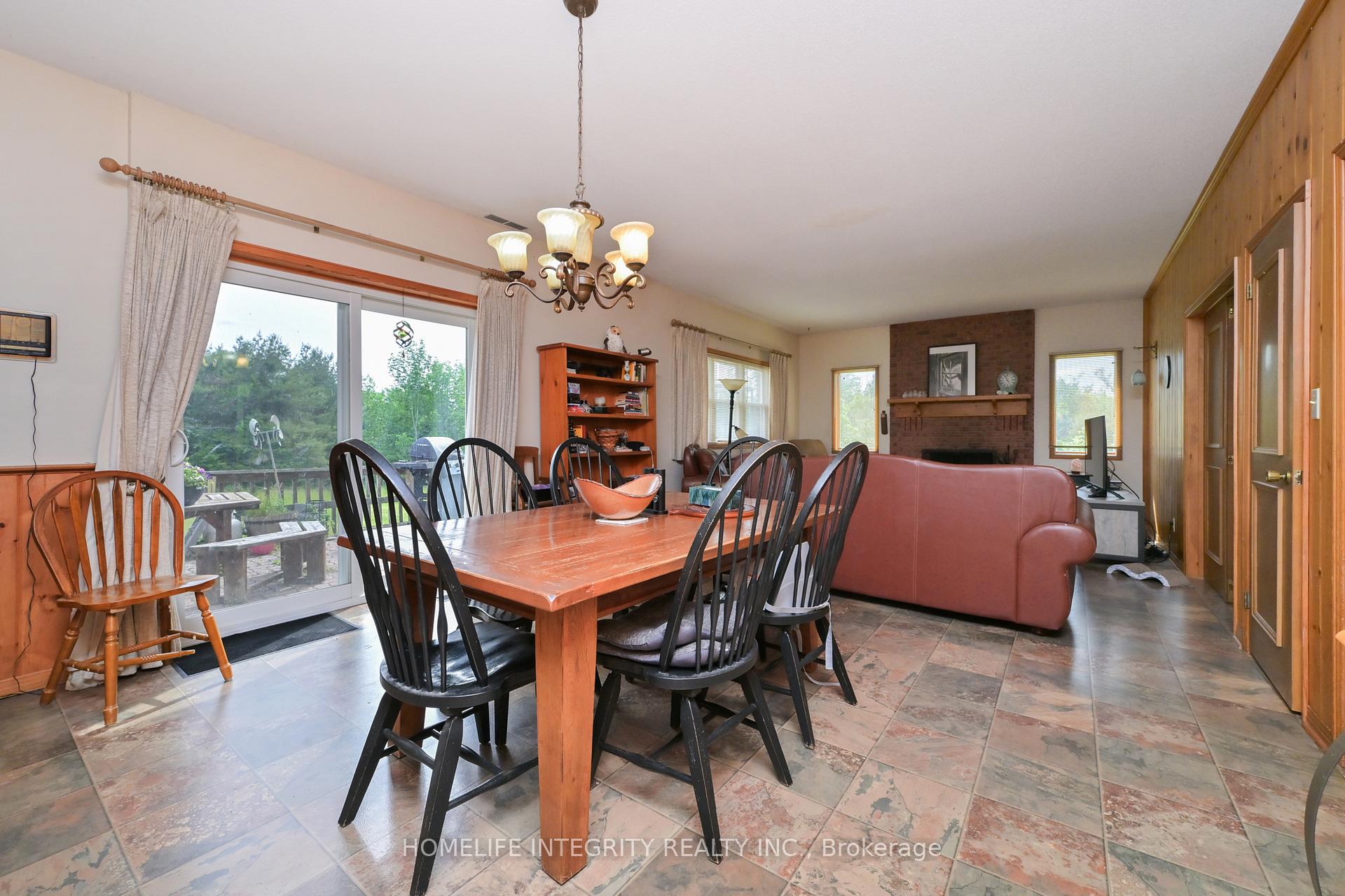 Photo 7 of 4892 5 Line N, Oro-Medonte, Rural Oro-Medonte — HOMEH