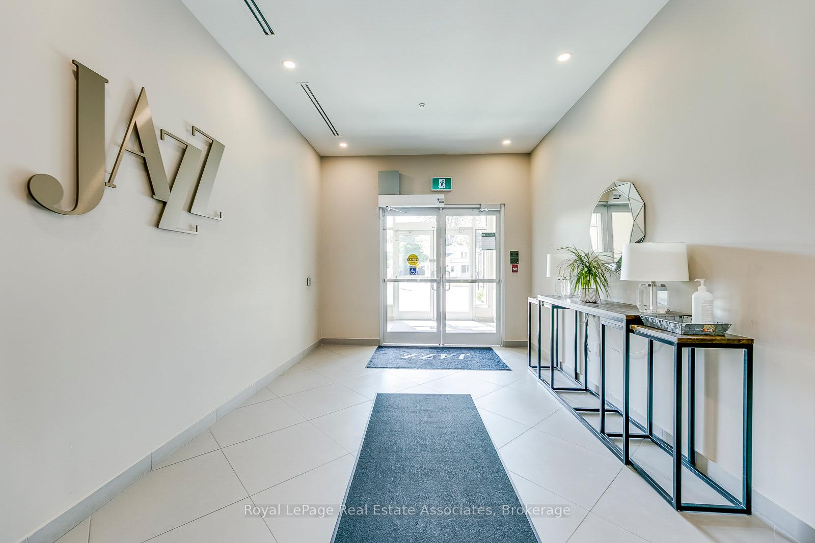 Photo 2 of Unit 324, 457 Plains Road E, Burlington, LaSalle — HOMEH