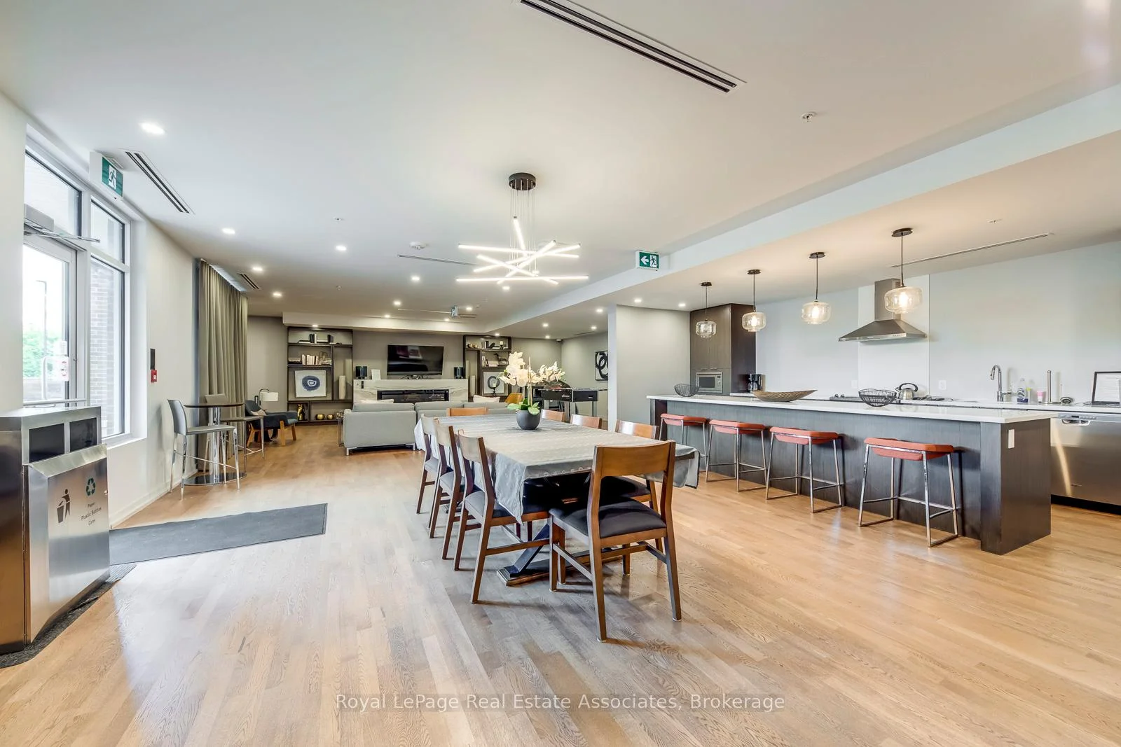 Photo 29 of Unit 324, 457 Plains Road E, Burlington, LaSalle — HOMEH