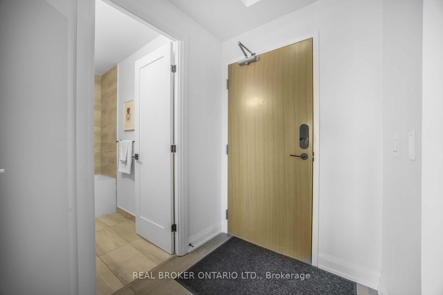 Photo 4 of Unit 210, 2369 Danforth Avenue, Toronto, East End-Danforth — HOMEH