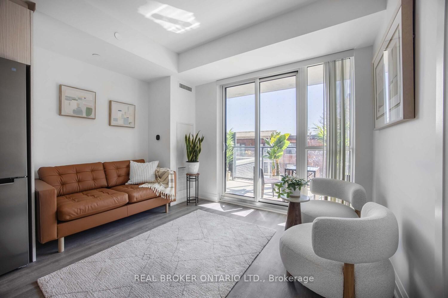Photo 6 of Unit 210, 2369 Danforth Avenue, Toronto, East End-Danforth — HOMEH