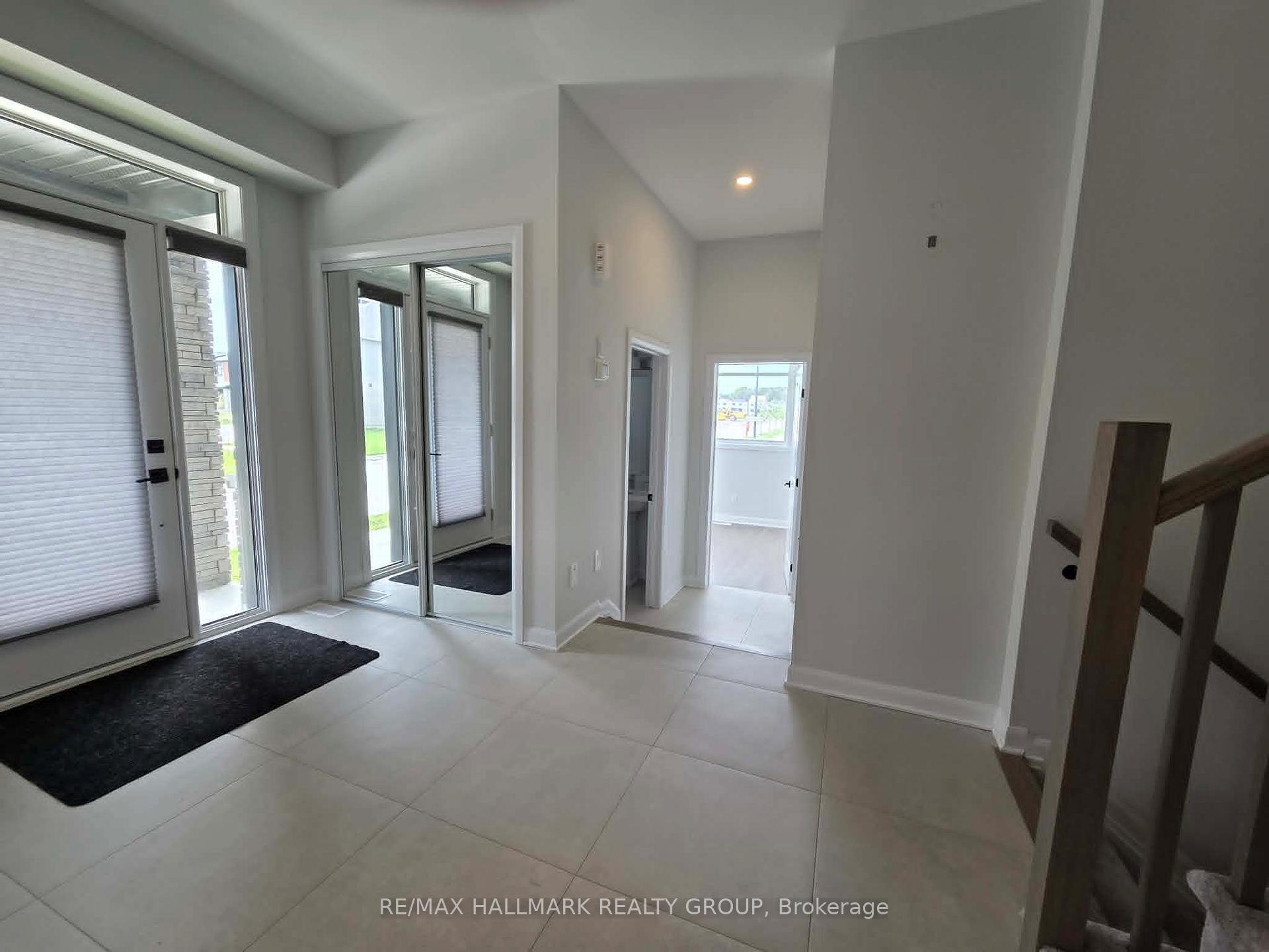 Photo 2 of 177 Invention Boulevard, Ottawa, Kanata - Morgan's Grant/South March — HOMEH