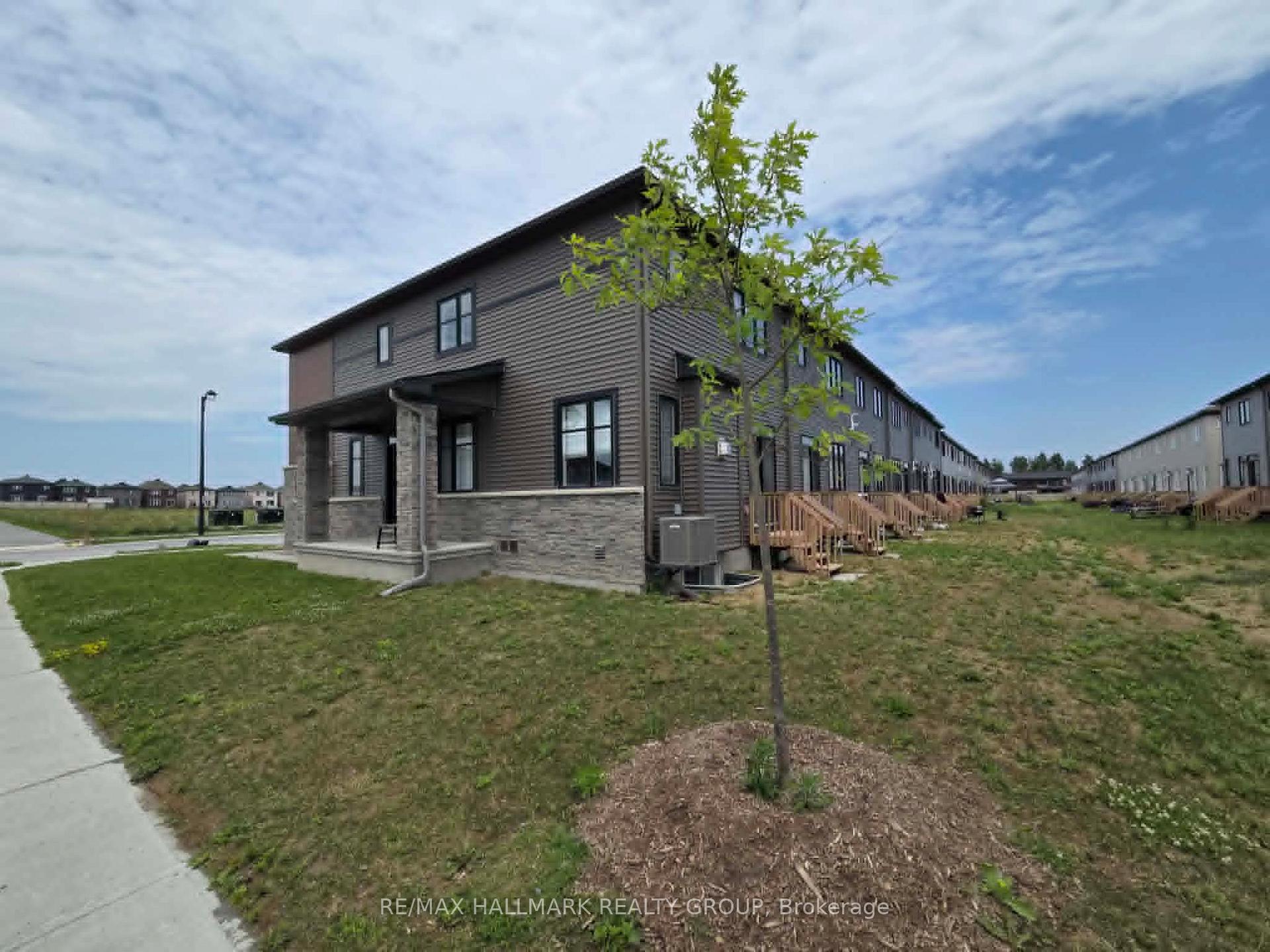 Photo 20 of 177 Invention Boulevard, Ottawa, Kanata - Morgan's Grant/South March — HOMEH