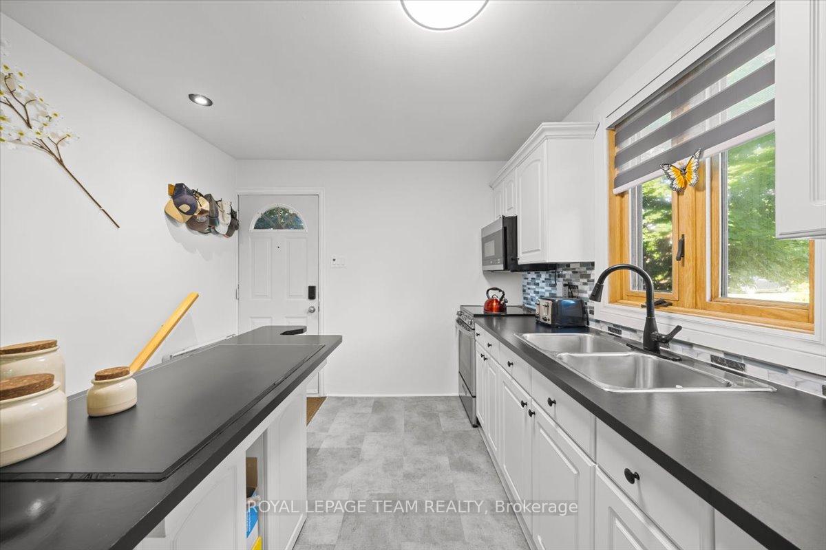 Photo 5 of 331 Beechgrove Avenue, Ottawa, Westboro North — HOMEH
