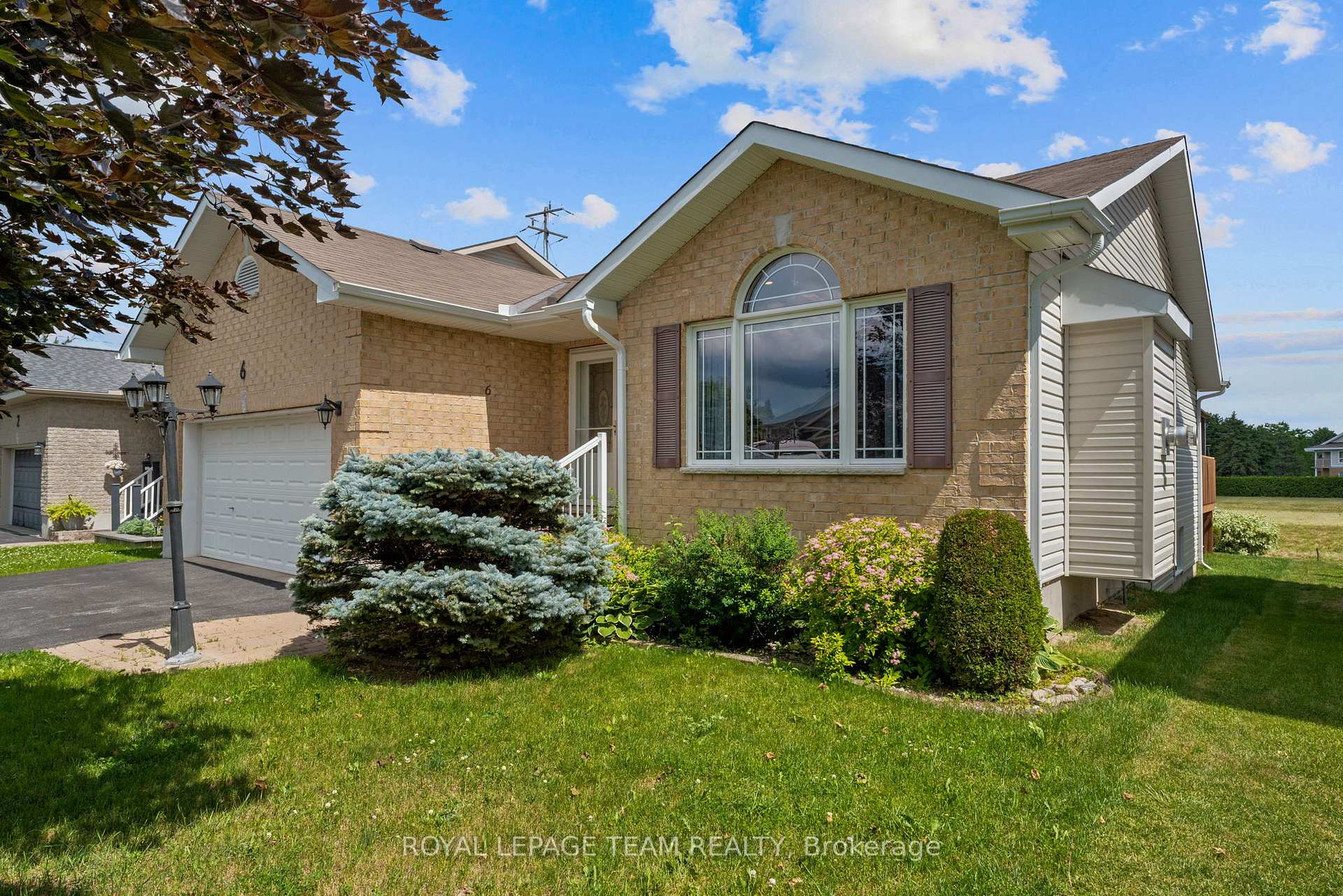 Photo 4 of 6 Stonehaven Way, Arnprior, Arnprior — HOMEH