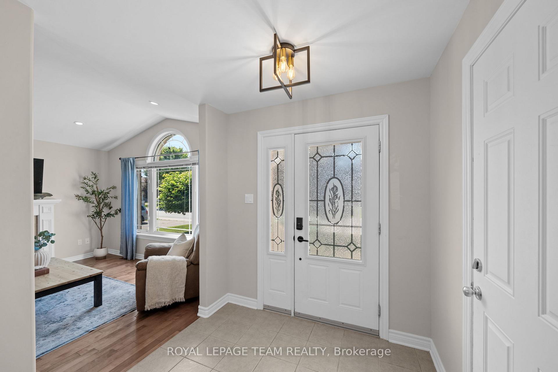 Photo 6 of 6 Stonehaven Way, Arnprior, Arnprior — HOMEH
