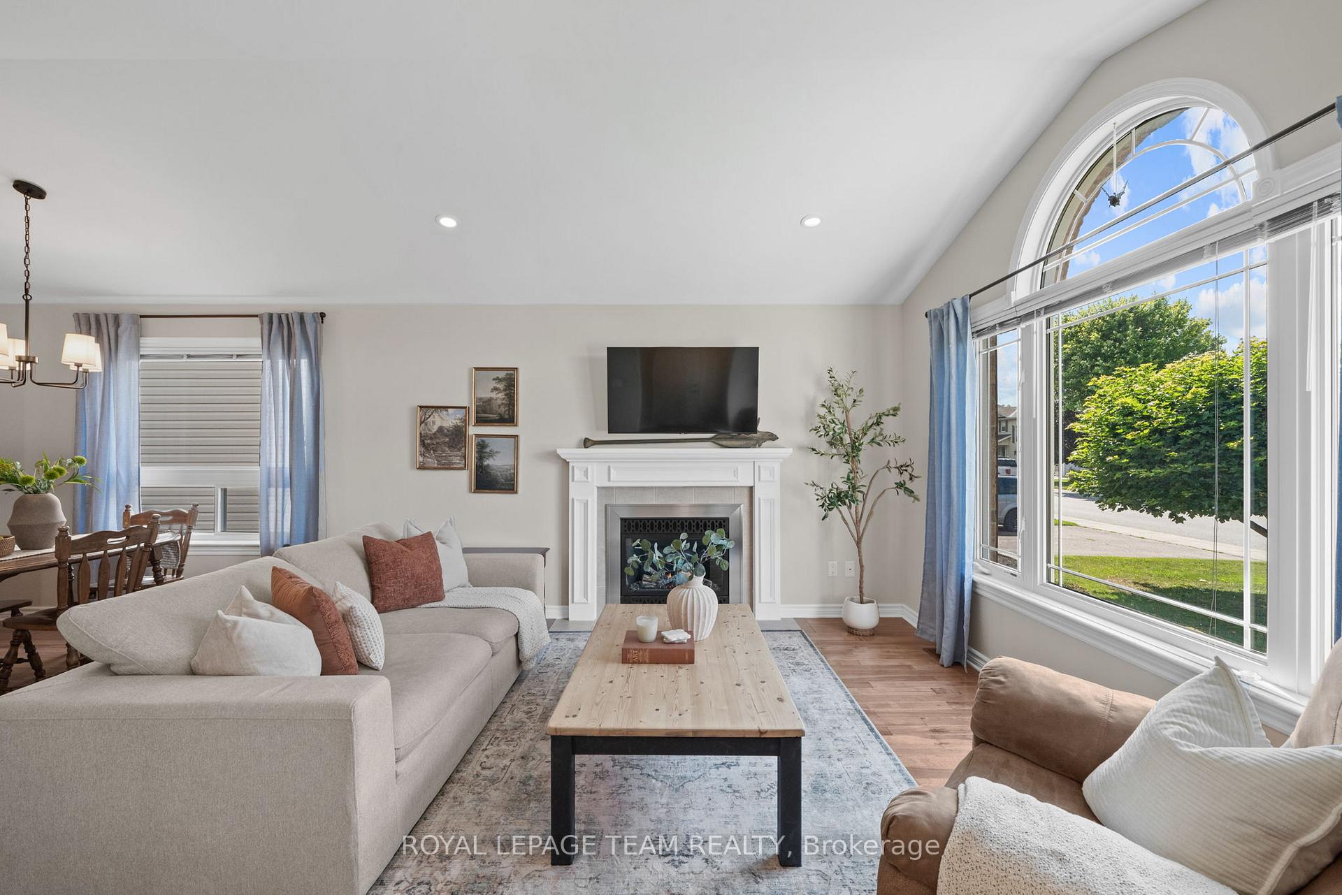 Photo 9 of 6 Stonehaven Way, Arnprior, Arnprior — HOMEH