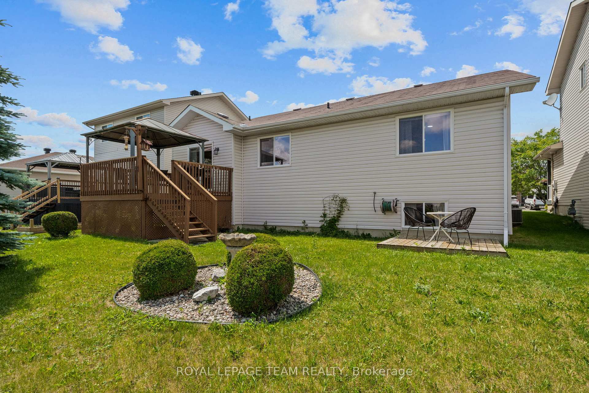 Photo 39 of 6 Stonehaven Way, Arnprior, Arnprior — HOMEH