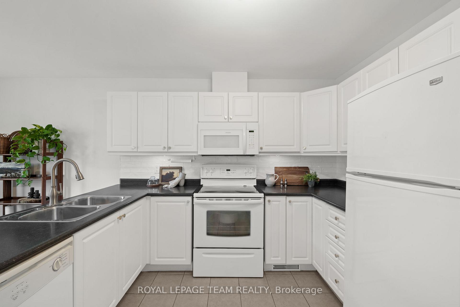 Photo 17 of 6 Stonehaven Way, Arnprior, Arnprior — HOMEH